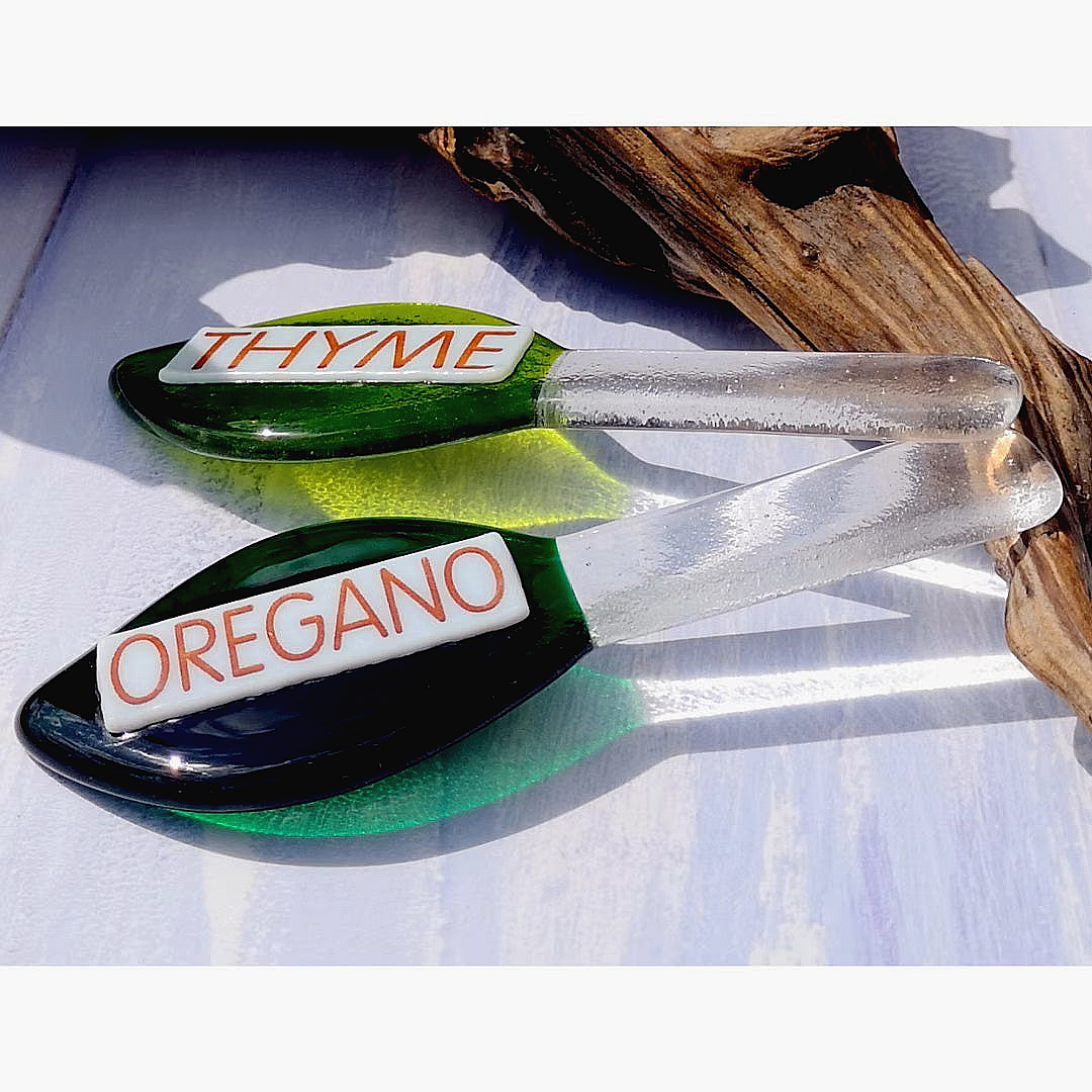 Handmade fused glass personalised plant label. Colourful plant marker. Leaf shaped garden plant stake. Herb, vegetable, flower, fruit name.