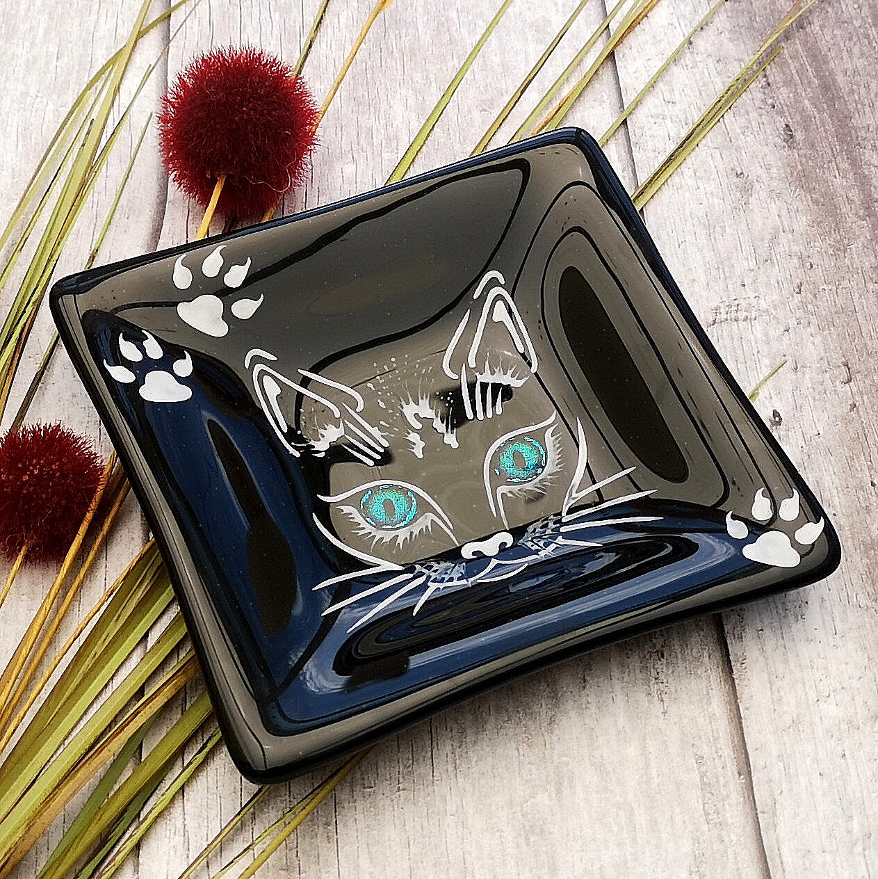 Handmade fused glass cat face bowls, with reflective dichroic glass eyes. Hand painted dish. Four different size serving plates. Cat lover Gift. Lucky black cat.