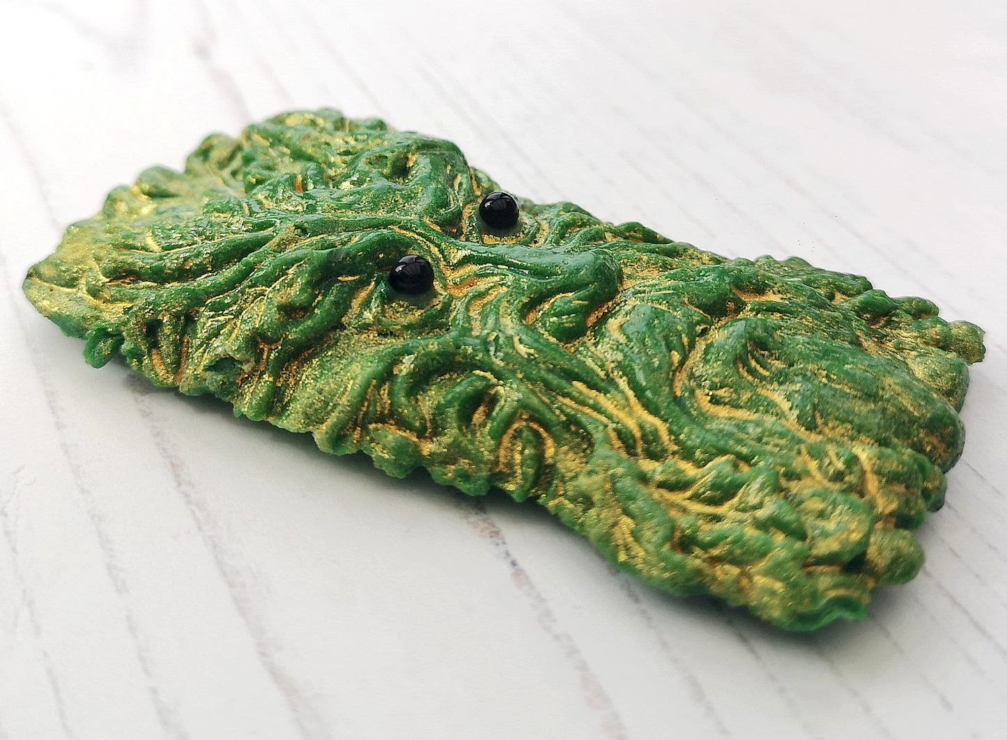 Handmade fused glass Greenman face fridge magnet. Magnetic Leaf Man. Man of the woods decor. Nature lover gift. Pagan gift.