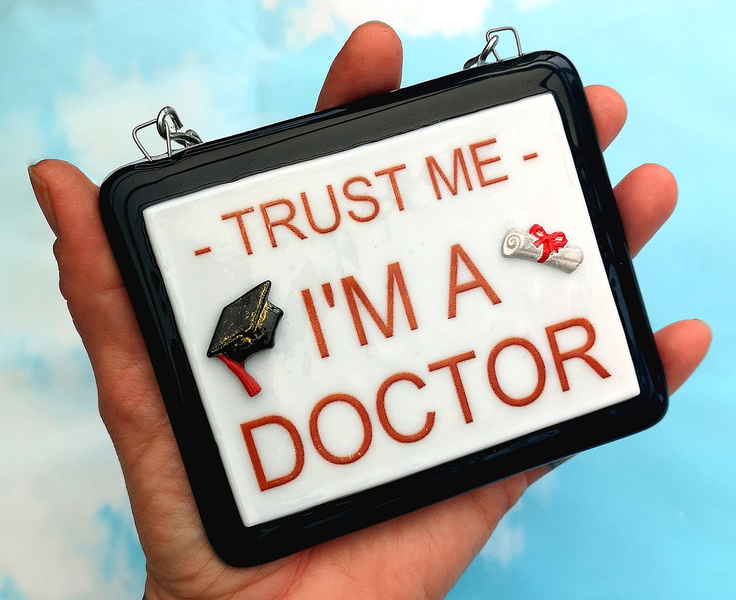 Handmade fused glass 'Trust Me I'm a Doctor' hanging picture. Custom, customised decoration award present. Personalised name gift for graduate, masters, doctorate degree. Name plaque certificate. Congratulations graduation.