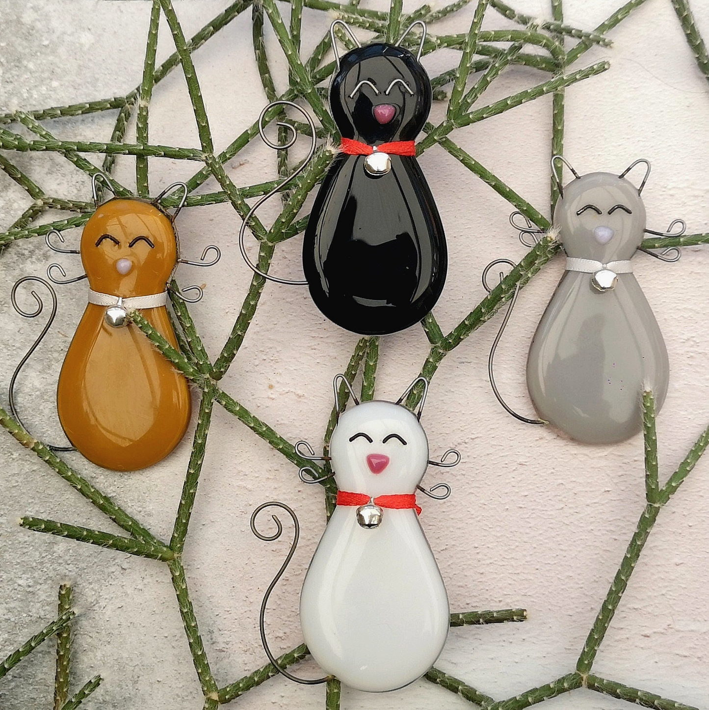 Handmade fused glass cat fridge magnet with cat bell. Magnetic cat lover gift, crazy cat, black cat, lucky black cat. Feline kitten gift.