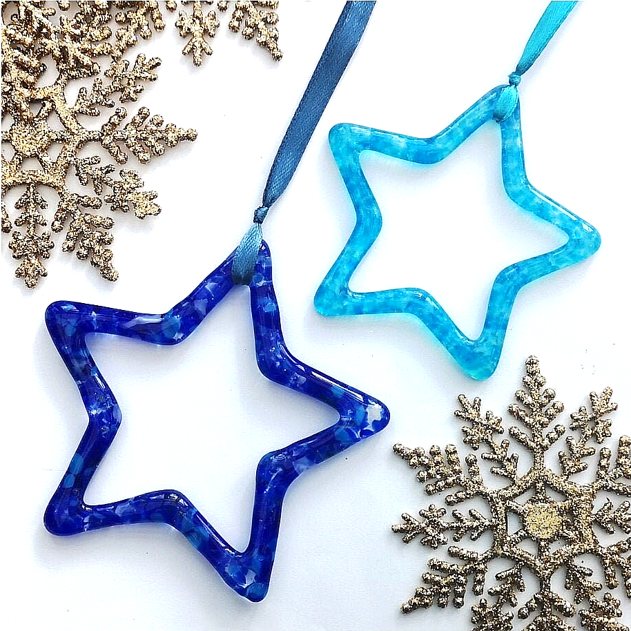 Handmade fused glass Hanging Star Outline Decoration, glass suncatcher, winter ornament, holiday decor, Christmas gift, festive present.