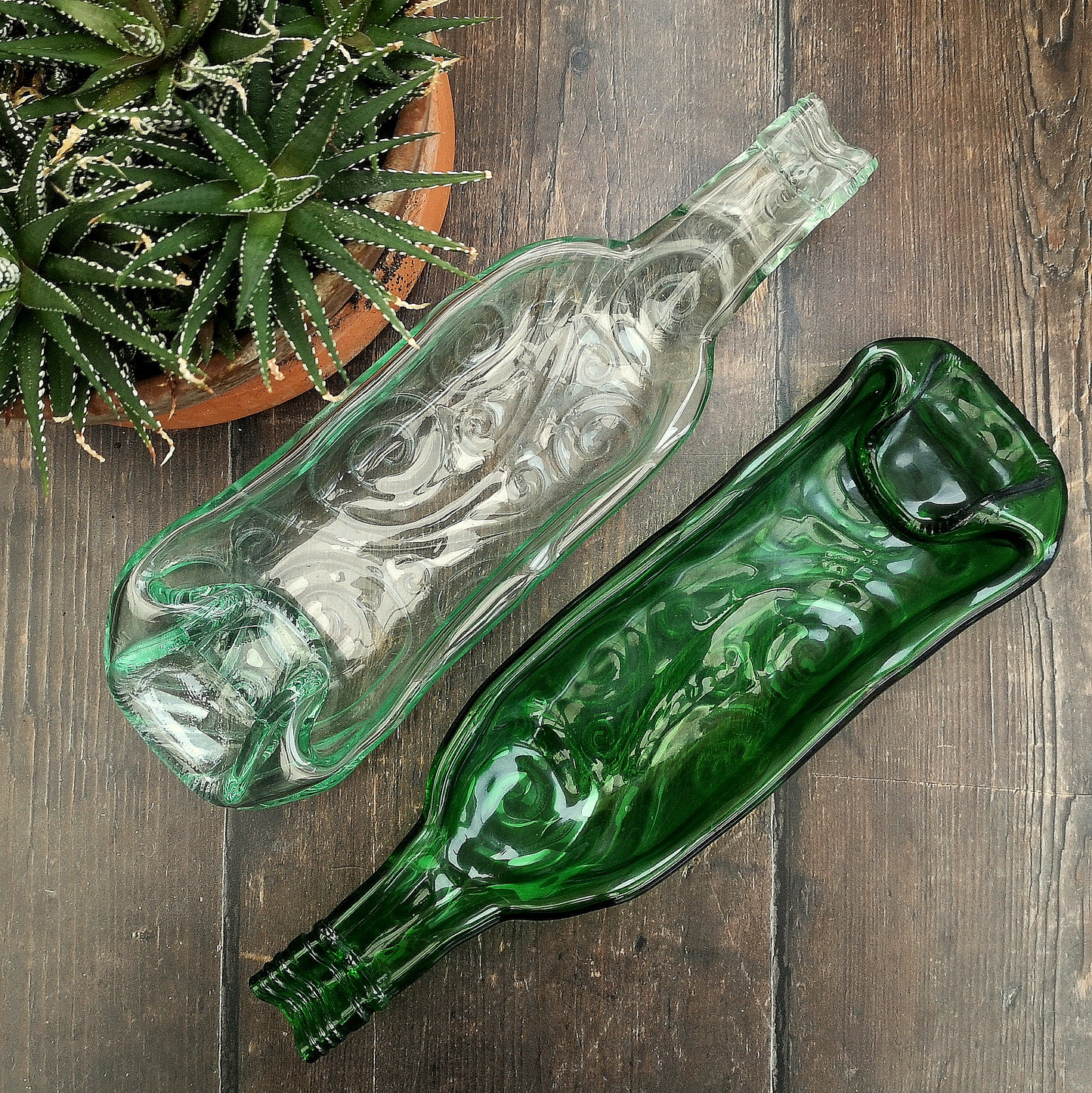Handmade fused glass Recycled Wine Bottle Spiral Pattern Dish. Squashed Slumped Bottle Serving Plate - Eco Gift Zero Waste Reclaimed Upcycled - Spoon Rest.