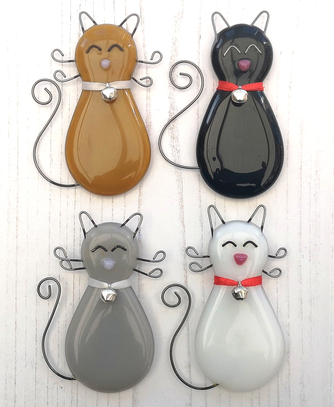 Handmade fused glass cat fridge magnet with cat bell. Magnetic cat lover gift, crazy cat, black cat, lucky black cat. Feline kitten gift.