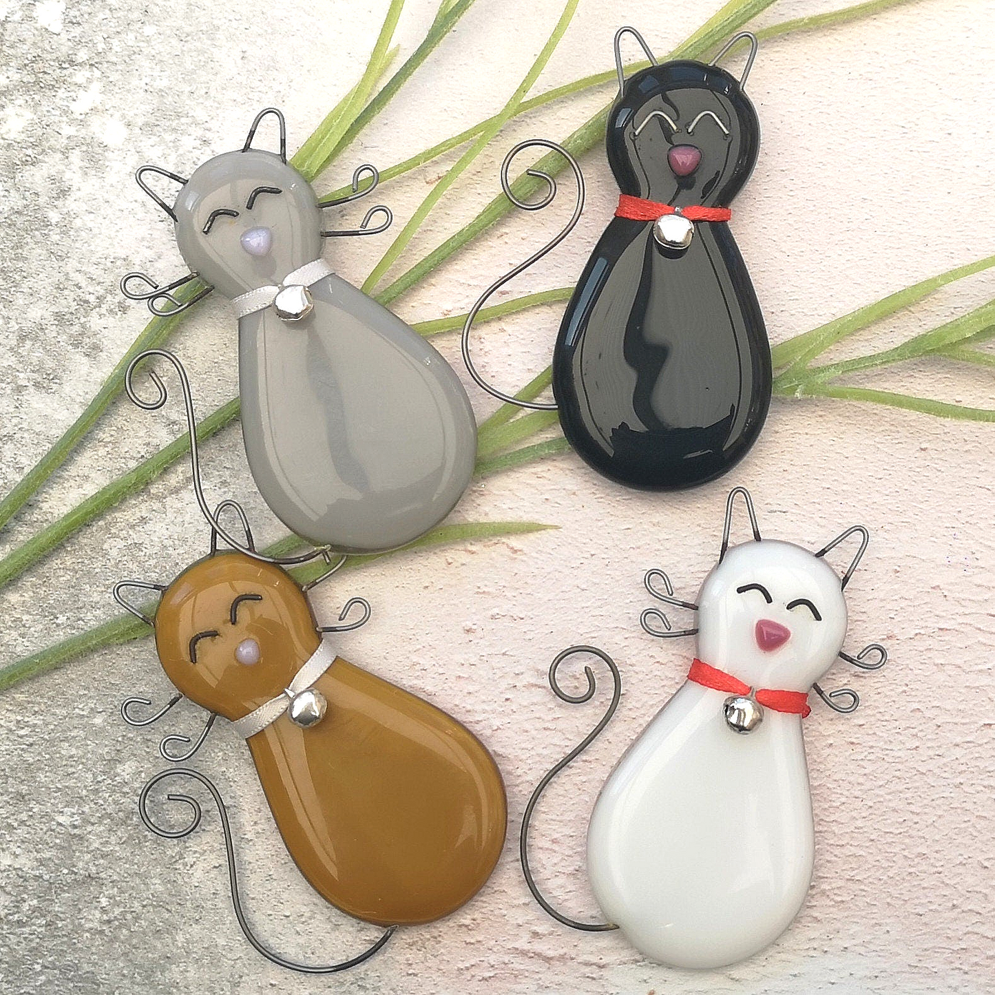Handmade fused glass cat fridge magnet with cat bell. Magnetic cat lover gift, crazy cat, black cat, lucky black cat. Feline kitten gift.