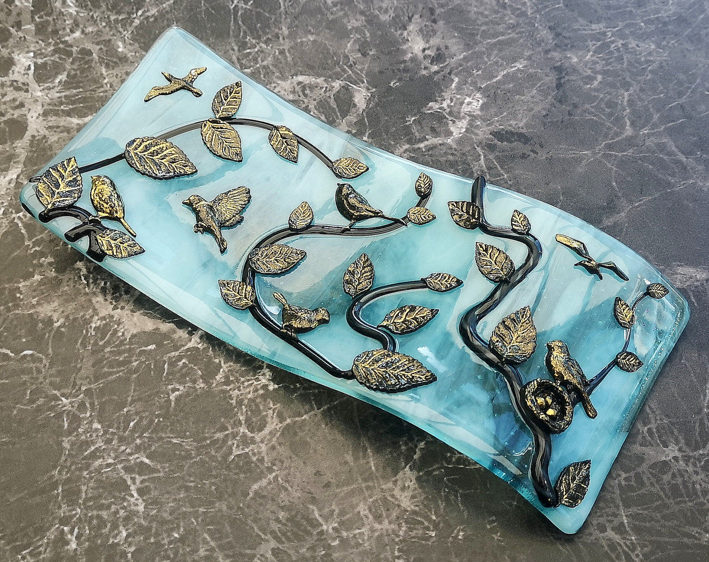 Handmade fused glass 3D Birds Free Standing Wavy, Curved Picture, suncatcher. Bird art, nature gift, decoration ornament, tree, leaves, nesting baby bird eggs, gold silhouette highlight.