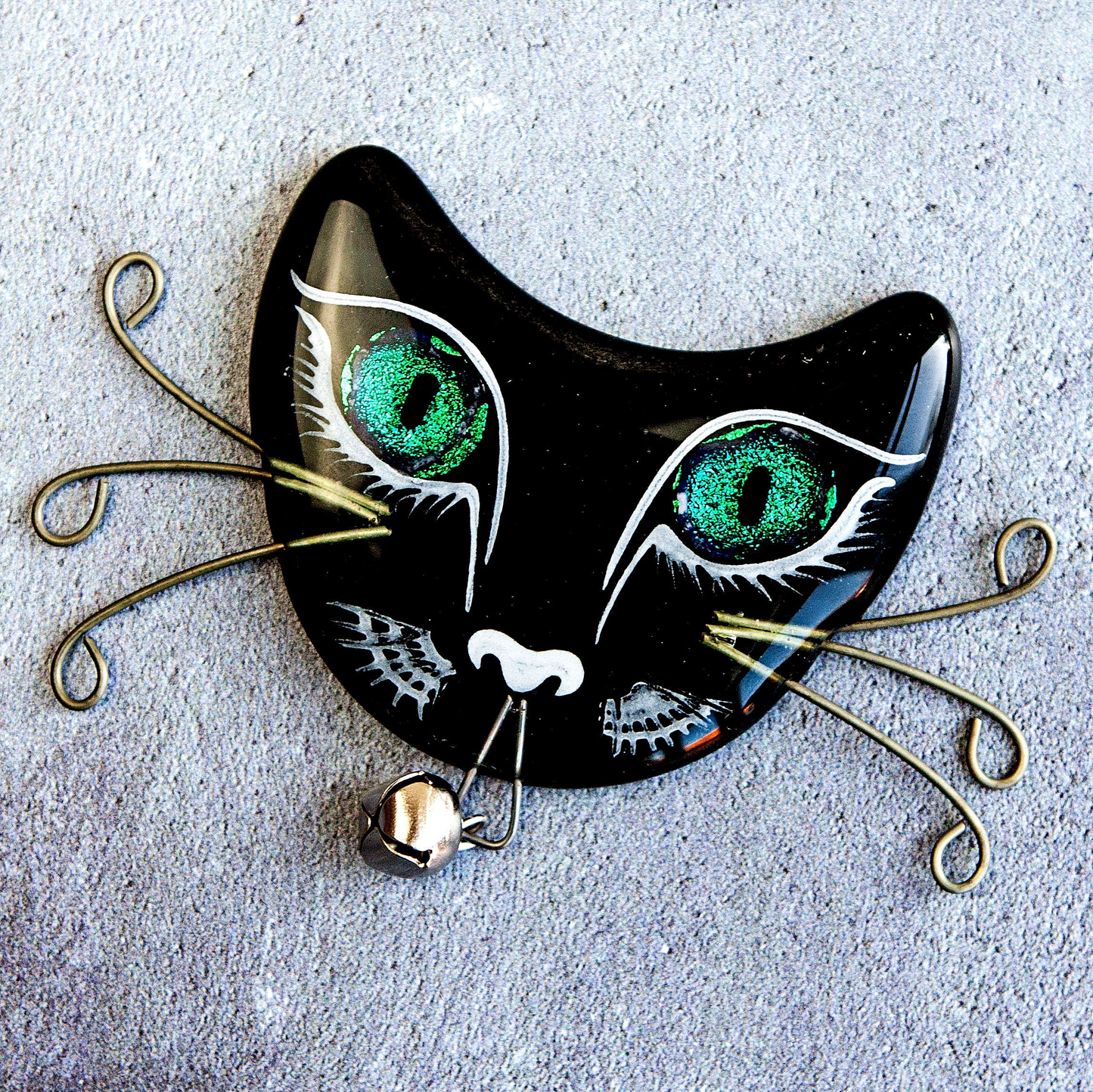 Handmade fused glass cat face fridge magnet. Reflective dichroic glass eyes. Magnetic cat lover gift, crazy cat, black cat, hand painted lucky cat.