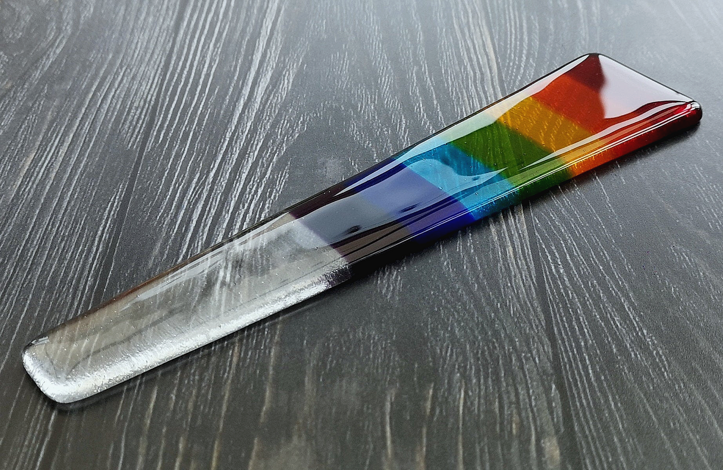 Handmade fused glass rainbow plant pot suncatcher. Colourful plant marker ornament. Rainbow striped plant stake. Herb, vegetable, flower, fruit garden.