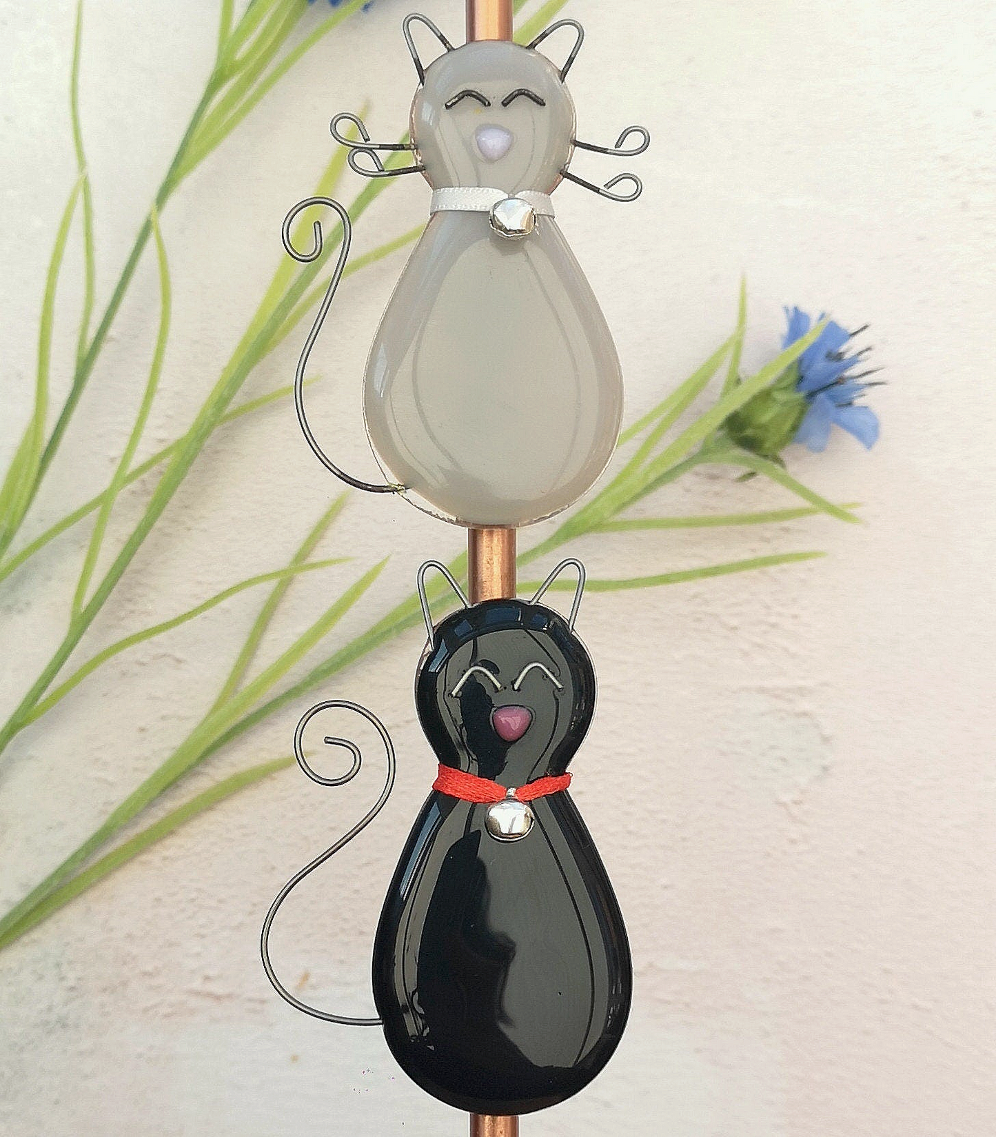 Handmade fused glass cat fridge magnet with cat bell. Magnetic cat lover gift, crazy cat, black cat, lucky black cat. Feline kitten gift.