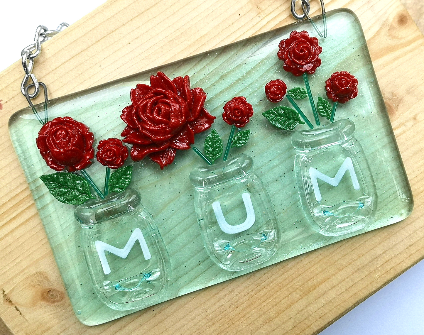 Handmade fused glass Mum on vase with roses hanging picture decoration. Suncatcher, Mothers day present, gift for Mum, Nan, Grandmother. Flower Pot Plant.