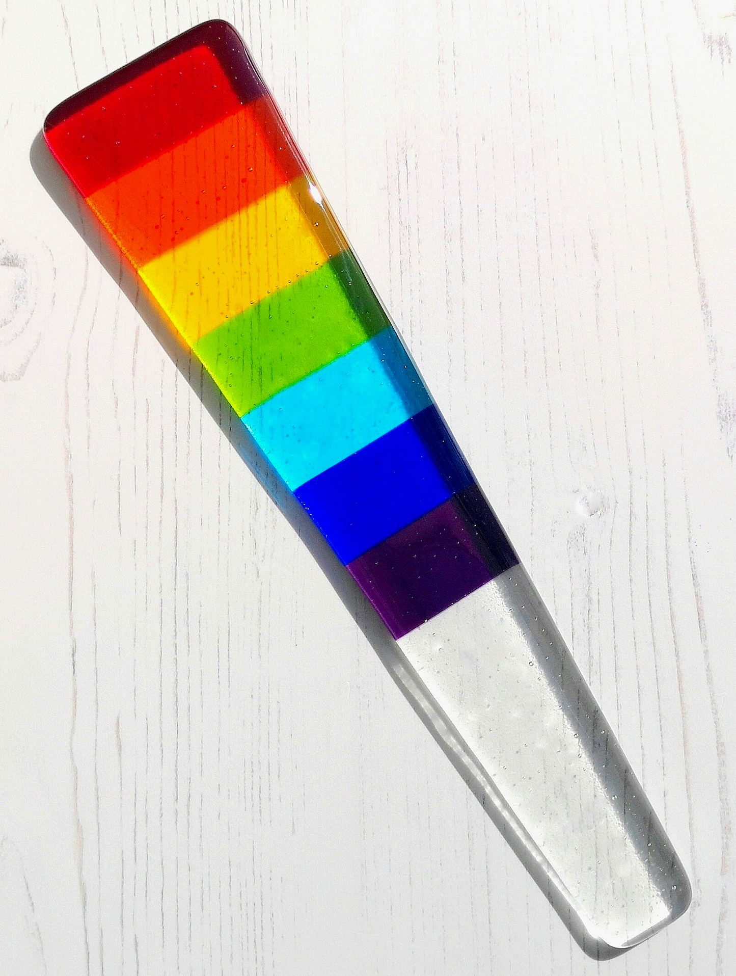 Handmade fused glass rainbow plant pot suncatcher. Colourful plant marker ornament. Rainbow striped plant stake. Herb, vegetable, flower, fruit garden.