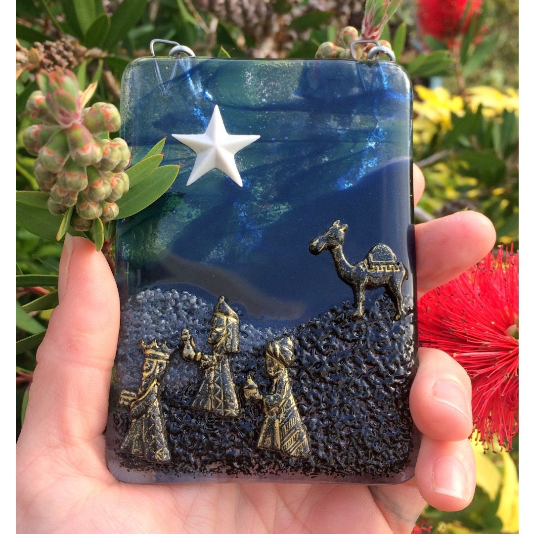 Handmade fused glass 3 wise men nativity scene hanging picture decoration, three wise men ornament, Christmas decor, festive gift, present. Follow the star.