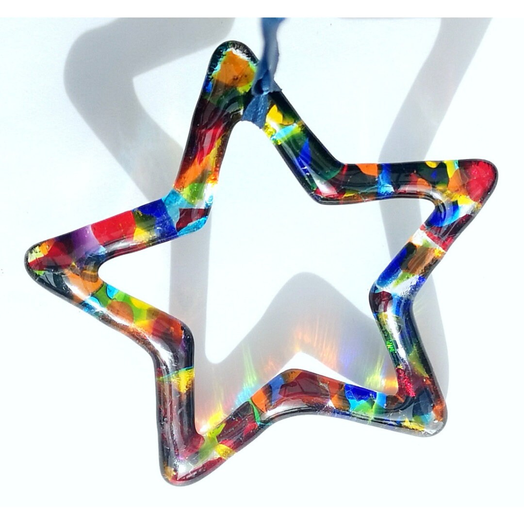 Handmade fused glass Hanging Star Outline Decoration, glass suncatcher, winter ornament, holiday decor, Christmas gift, festive present.