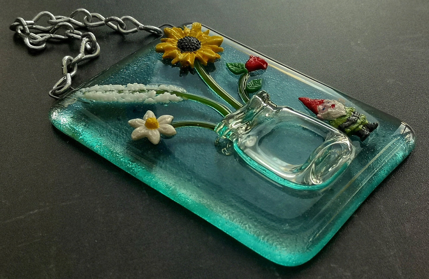 Handmade 3D fused glass Flowers In Vase Hanging Picture, suncatcher. Floral decoration, ornament, flower wall art, garden picture gift. Daisy, sunflower, garden gnome, rose.