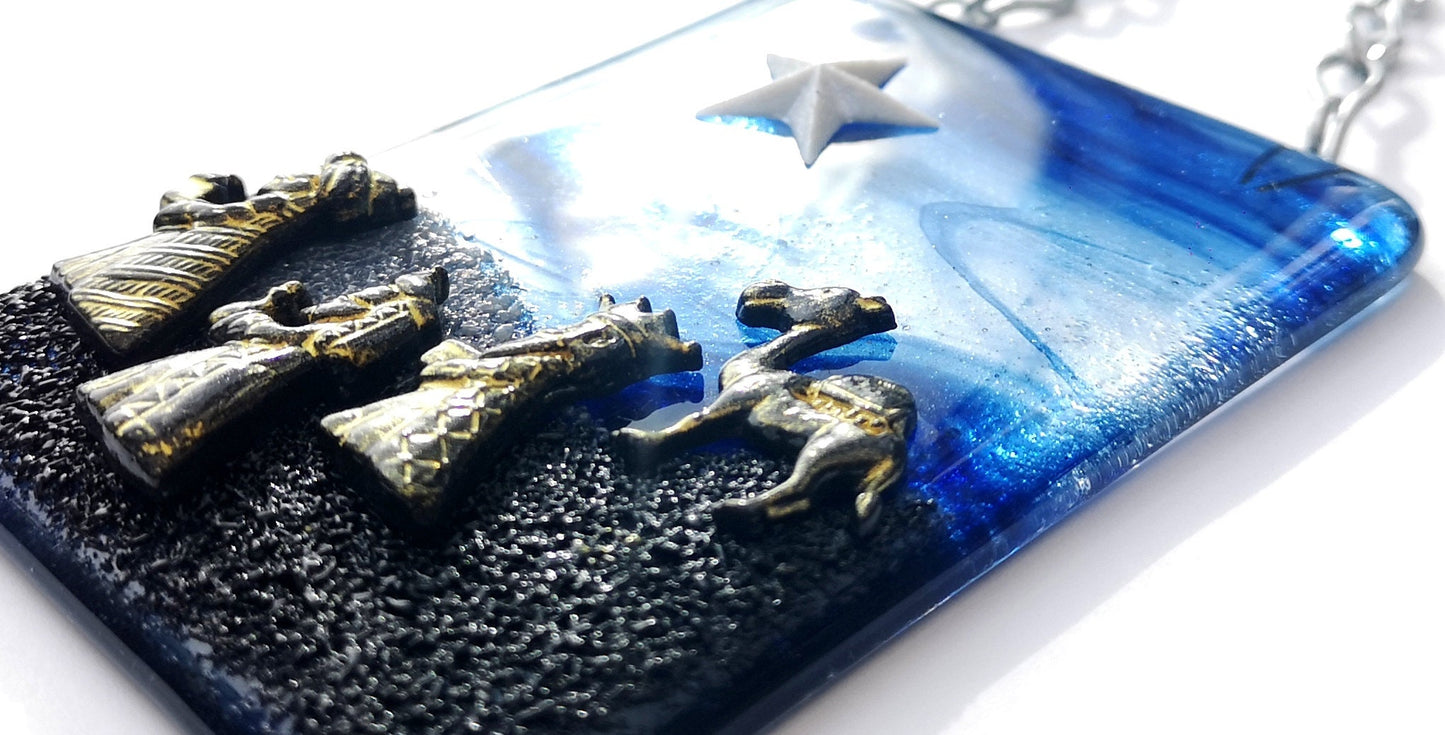 Handmade fused glass 3 wise men nativity scene hanging picture decoration, three wise men ornament, Christmas decor, festive gift, present. Follow the star.