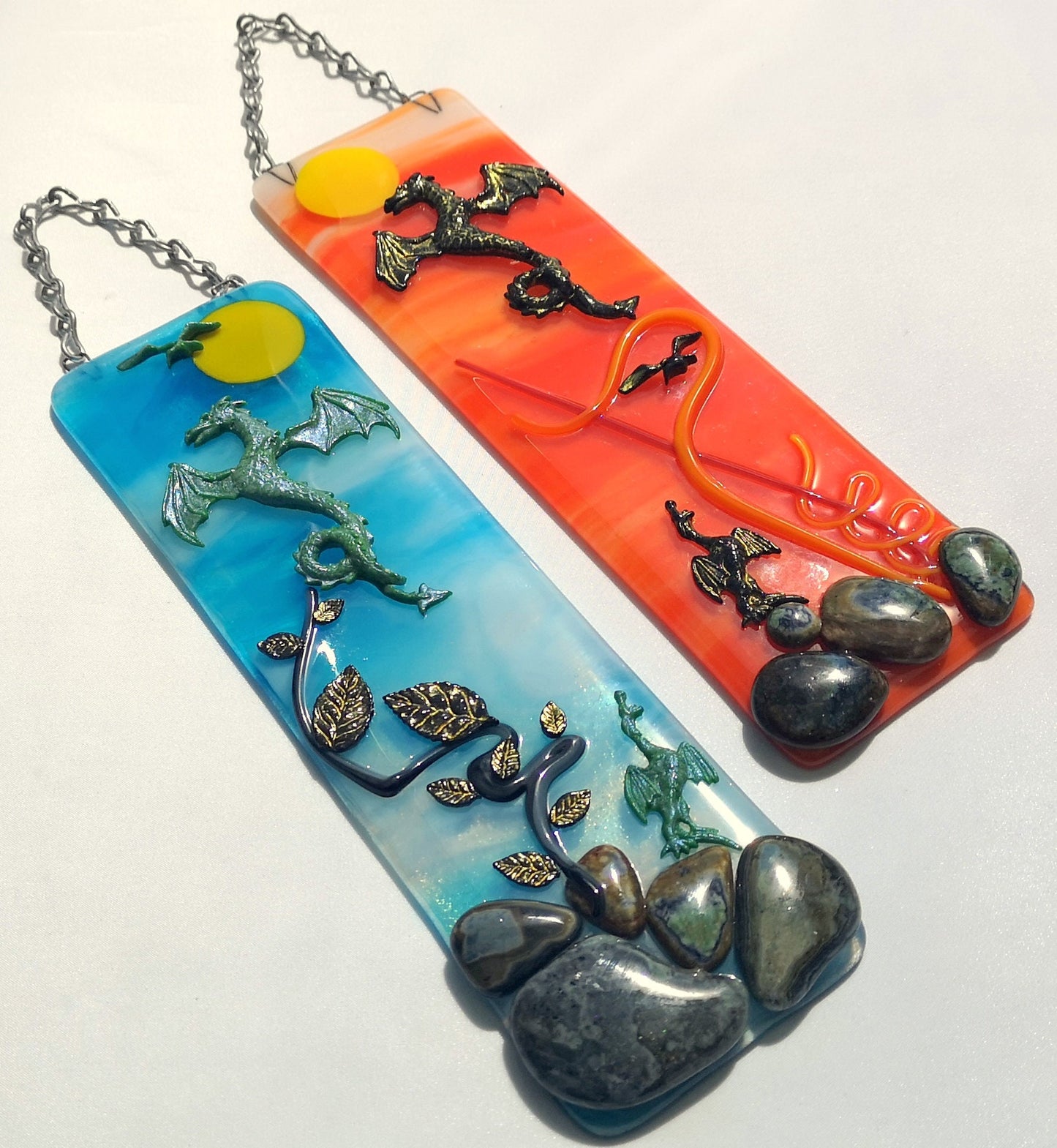 Handmade fused glass 3D Dragons Hanging Picture Suncatcher. Sunset wall art, present, gift fantasy decoration. Dragon mythical creatures.