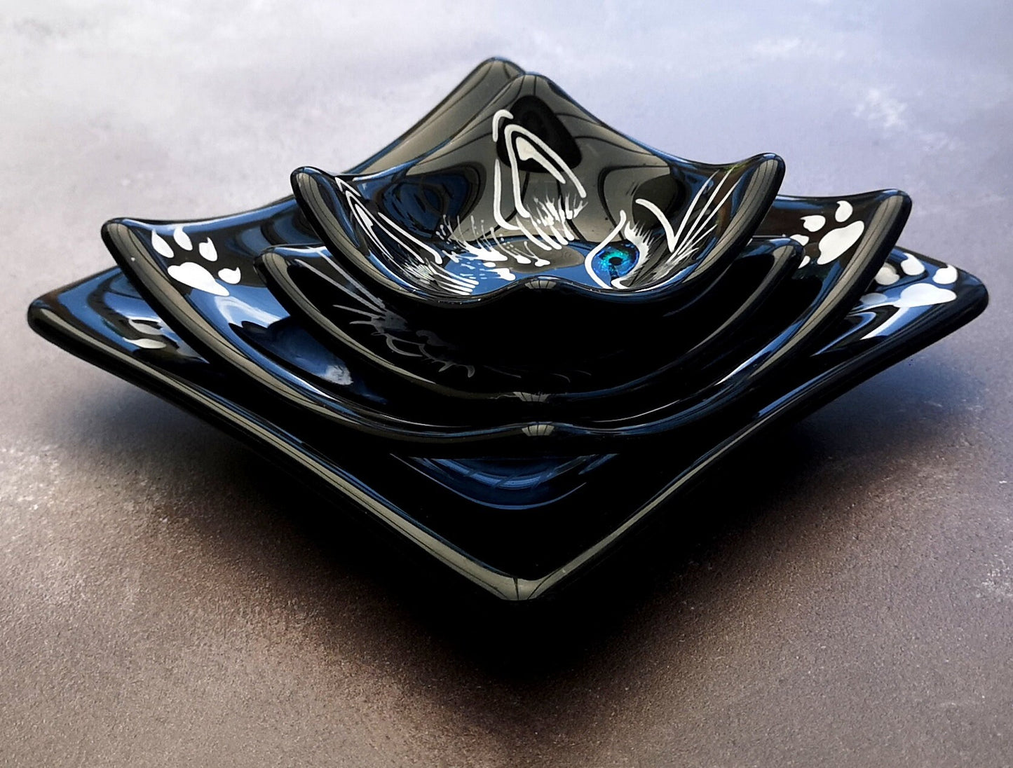 Handmade fused glass cat face bowls, with reflective dichroic glass eyes. Hand painted dish. Four different size serving plates. Cat lover Gift. Lucky black cat.