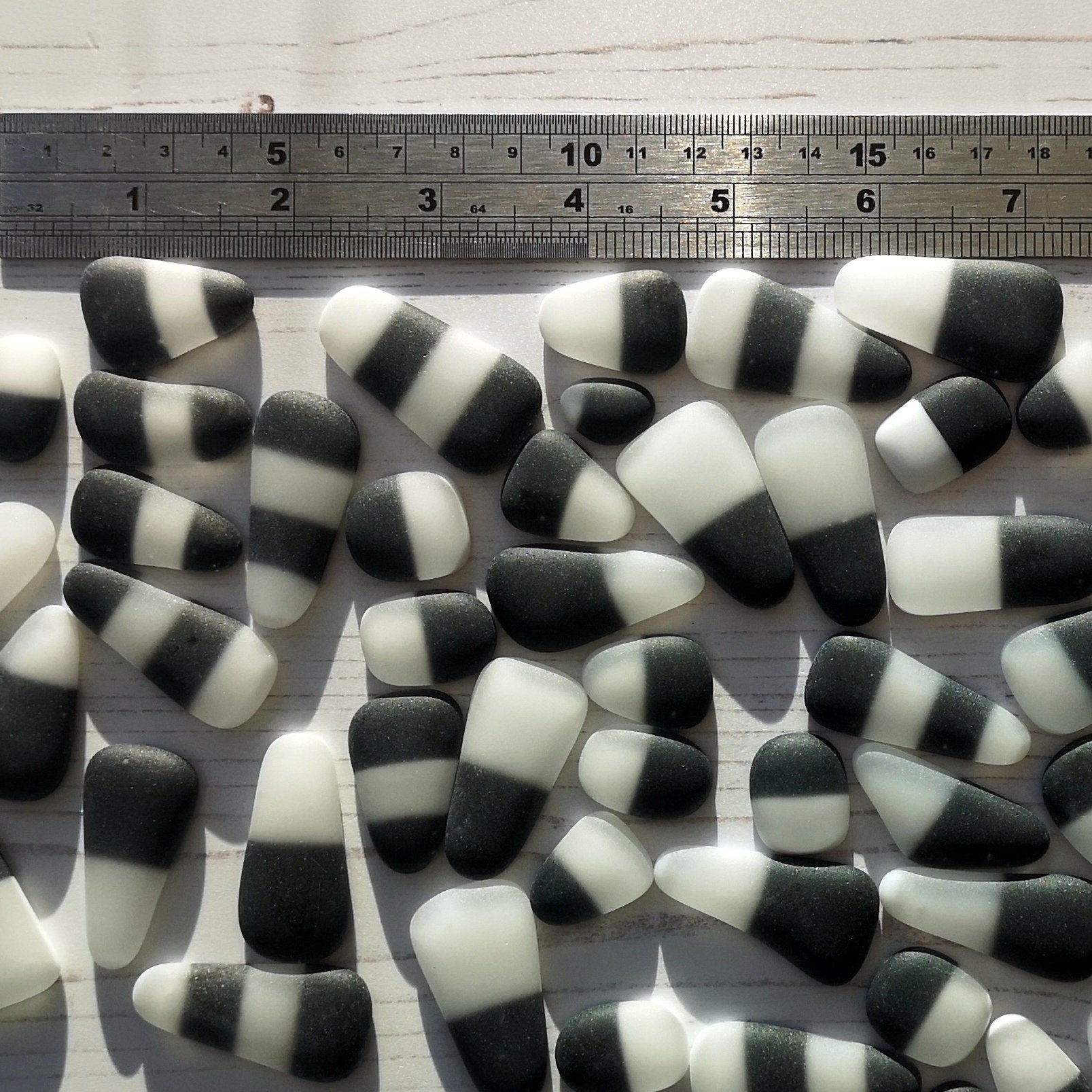 Coastal Inspiration: Two-Tone Tumbled Glass for Home Decor Projects