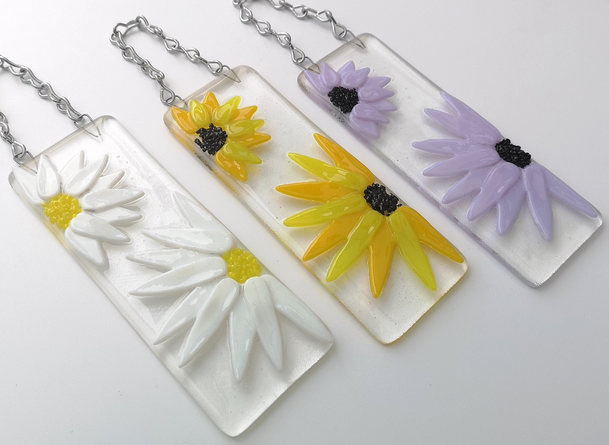 Handmade 3D fused glass Flowers Hanging Picture, suncatcher. Floral decoration, ornament, flower wall art, garden picture gift. Daisy, sunflower.