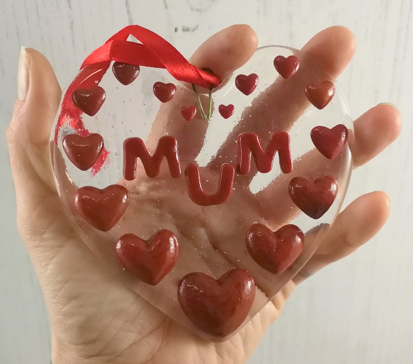 Handmade fused glass 3D Mum hanging heart picture decoration. Suncatcher, Mothers day present, gift for Mum, Nan, Grandmother. Glass love heart.