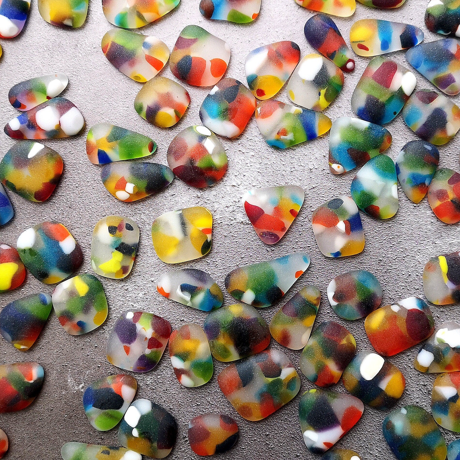 Seaside Charms at Home: Tumbled Glass for DIY Masterpieces